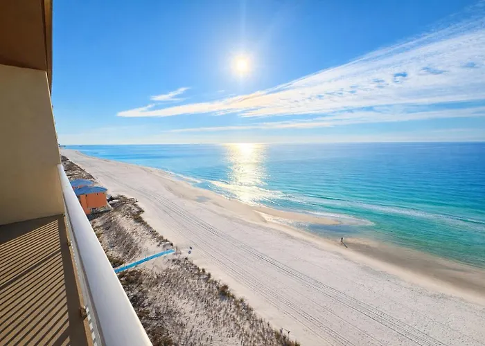 Apartment Crystal Shores West Beachfront 2 Bed Indooroutdoor Pool Free Daily Activities