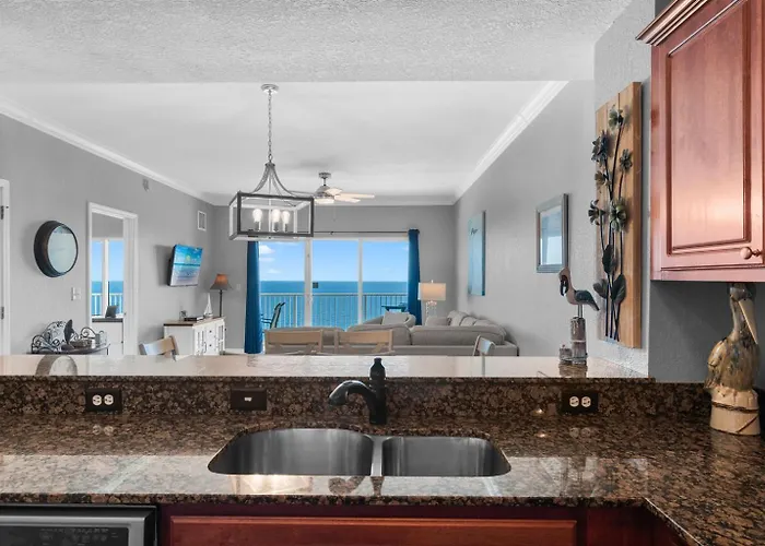 Crystal Shores West Beachfront 2 Bed Indooroutdoor Pool Free Daily Activities