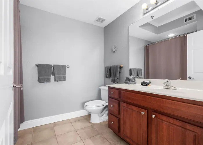 Crystal Shores West Beachfront 2 Bed Indooroutdoor Pool Free Daily Activities Apartment Gulf Shores