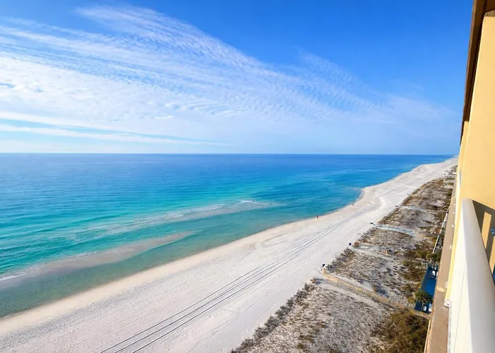 Apartment Crystal Shores West Beachfront 2 Bed Indooroutdoor Pool Free Daily Activities