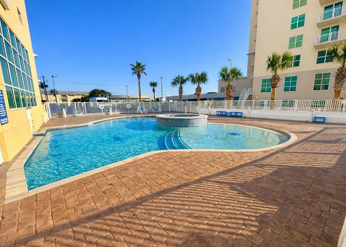 Crystal Shores West Beachfront 2 Bed Indooroutdoor Pool Free Daily Activities *