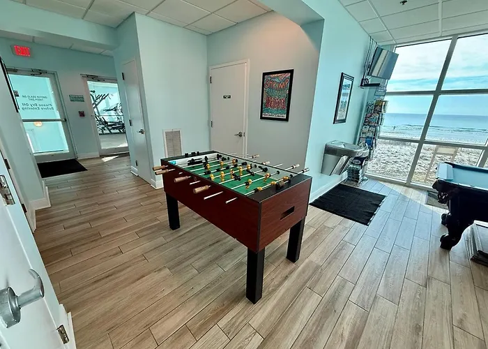 Crystal Shores West Beachfront 2 Bed Indooroutdoor Pool Free Daily Activities *