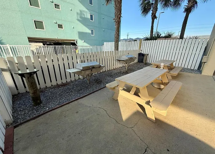 Crystal Shores West Beachfront 2 Bed Indooroutdoor Pool Free Daily Activities Apartment Gulf Shores