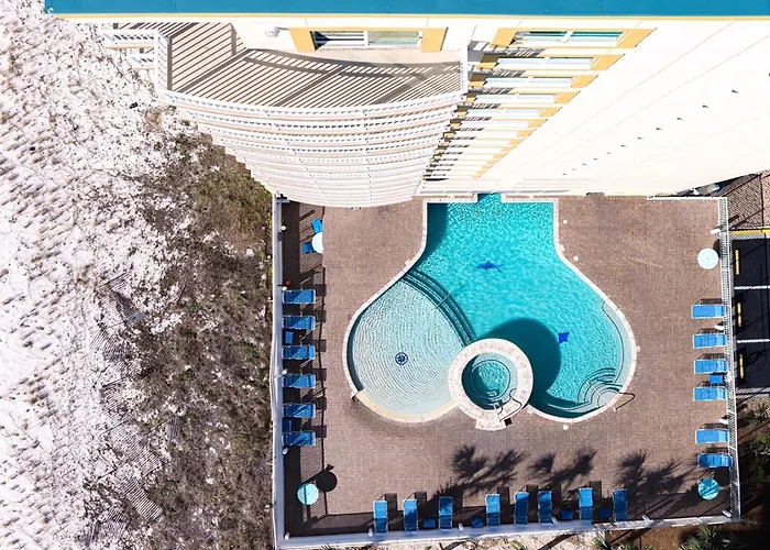 Crystal Shores West Beachfront 2 Bed Indooroutdoor Pool Free Daily Activities
